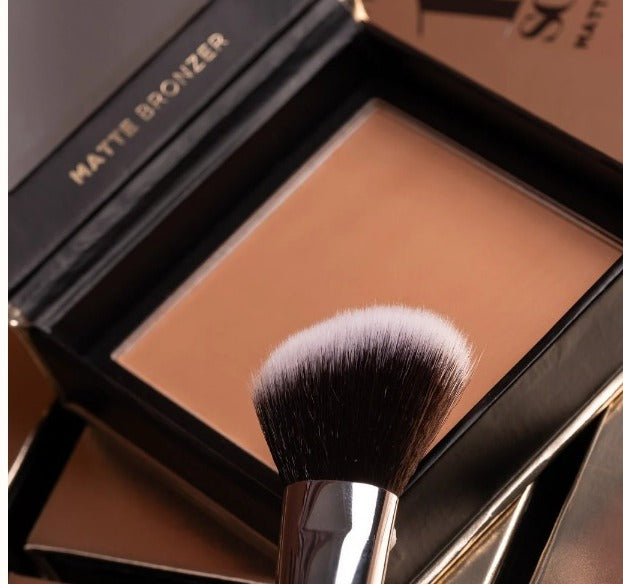 MATTE BRONZER 1ST SCENE